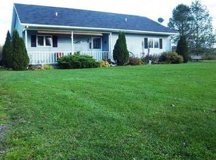 3866 Chaintree Dr, Marion, NY 14505