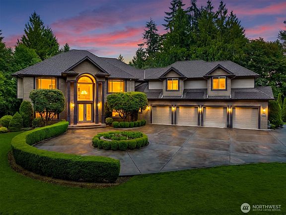 2nd image of 3229 115th Avenue SE