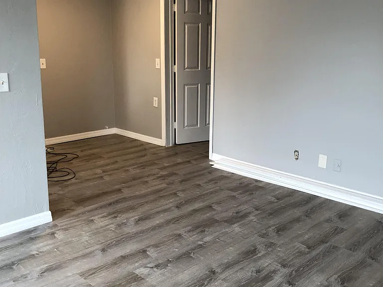 107 Washington St #7 — Photo 6