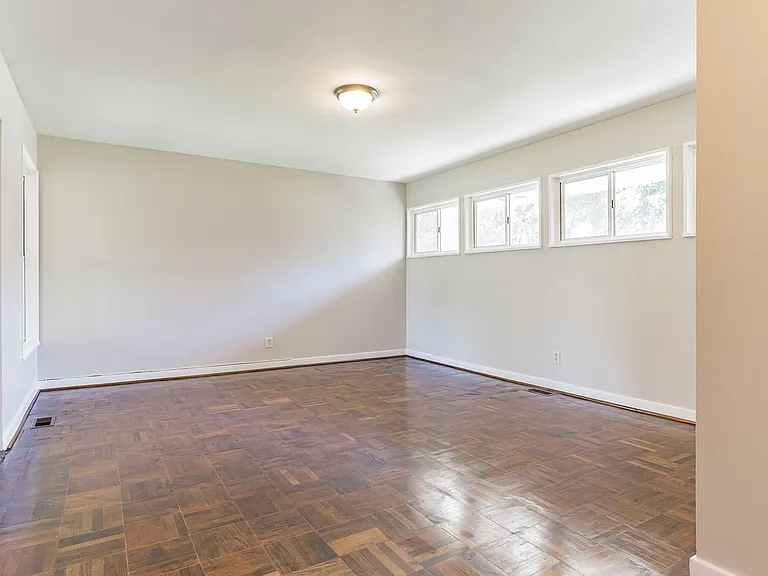 132 Woodside Dr — Photo 15