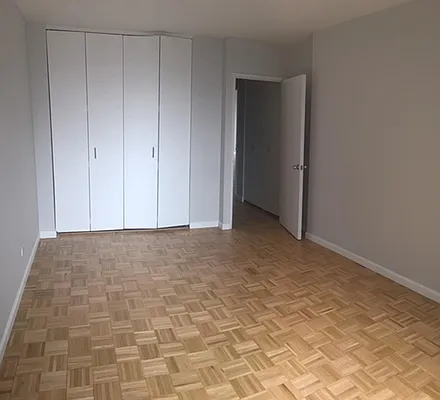 Rented by RELO REDAC INC. | media 33