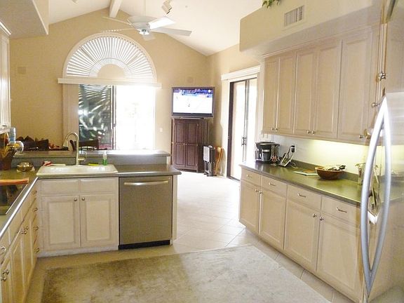 4th image of 10459 N 100th St