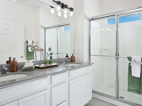 Jefferson Primary Bath