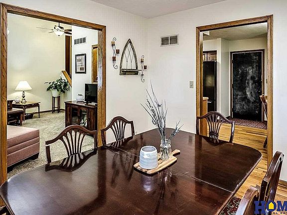 5th image of 4024 S 82nd Street Cir