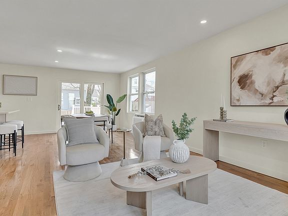 3rd image of 56 Riverview St