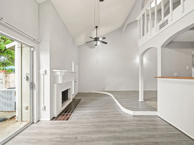 7119 Brendam Ln — Photo 11