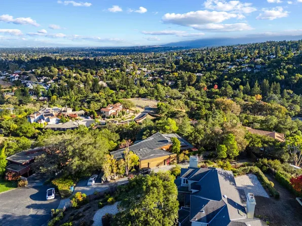95 Belle Roche Ct, Redwood City, CA 94062
