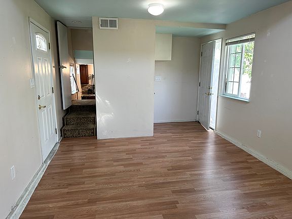 4th image of 1041 El Dorado Ave