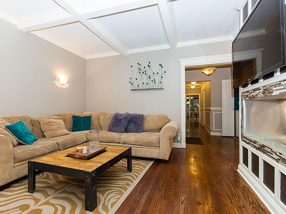 2nd image of 7008 S Oglesby Ave #3