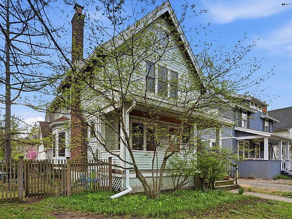 4th image of 1130 Olivia Ave