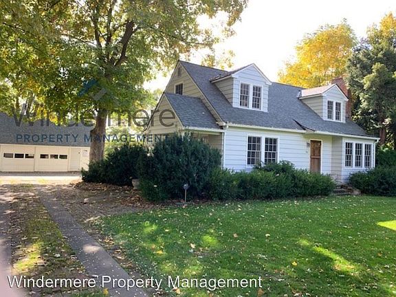 2nd image of 764 Bryant Ave