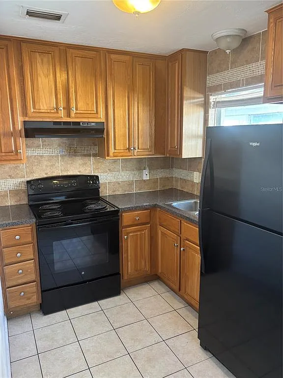 1 bed, 1.0 bath, 550 sqft, $1,150 — Photo 4