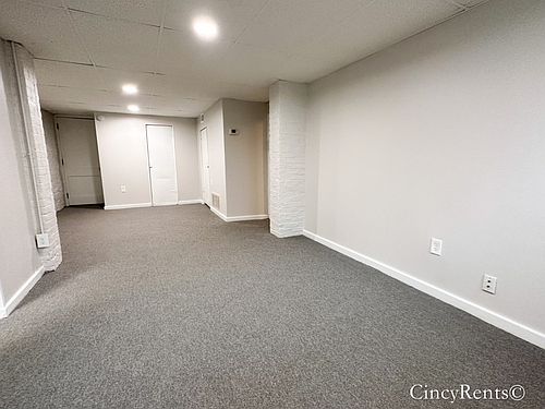 3rd image of 3138 Bishop St APT 7