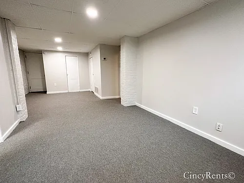 3138 Bishop St #7 — Photo 3