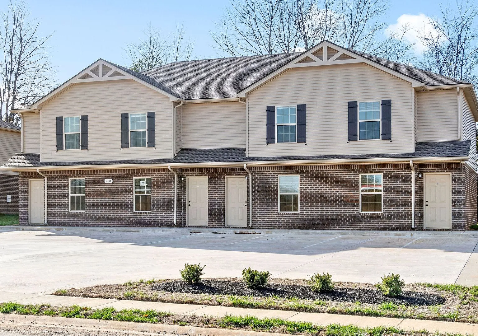 Glenkirk Dr - 1008 — Photo 1