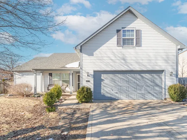 202 Oakview Dr, Mooresville, IN 46158