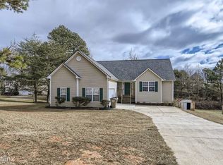 6820 Pea Ridge Rd, Gainesville, GA 30506