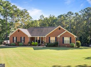 456 Whitaker Rd, Lagrange, GA 30240