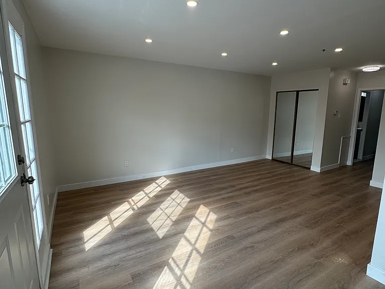 10863 Parlin Ter #2 — Photo 2