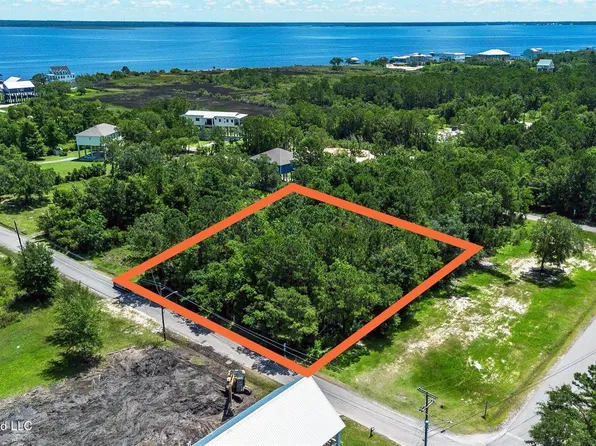 120 Engman Ave, Bay Saint Louis, MS 39520