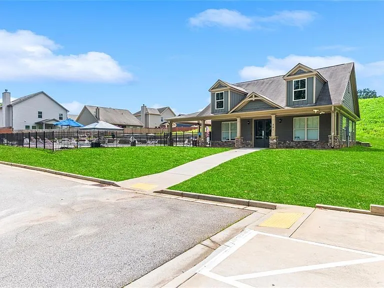 1061 Blind Brook Cir — Photo 33