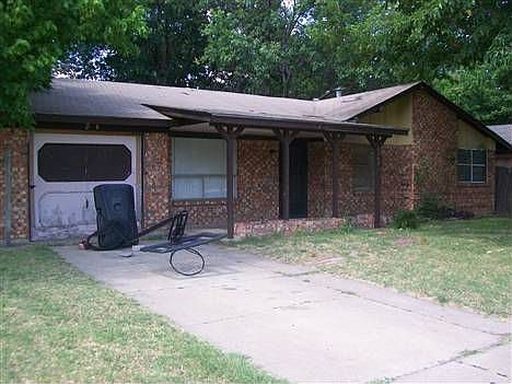 4th image of 4709 Alandale Dr