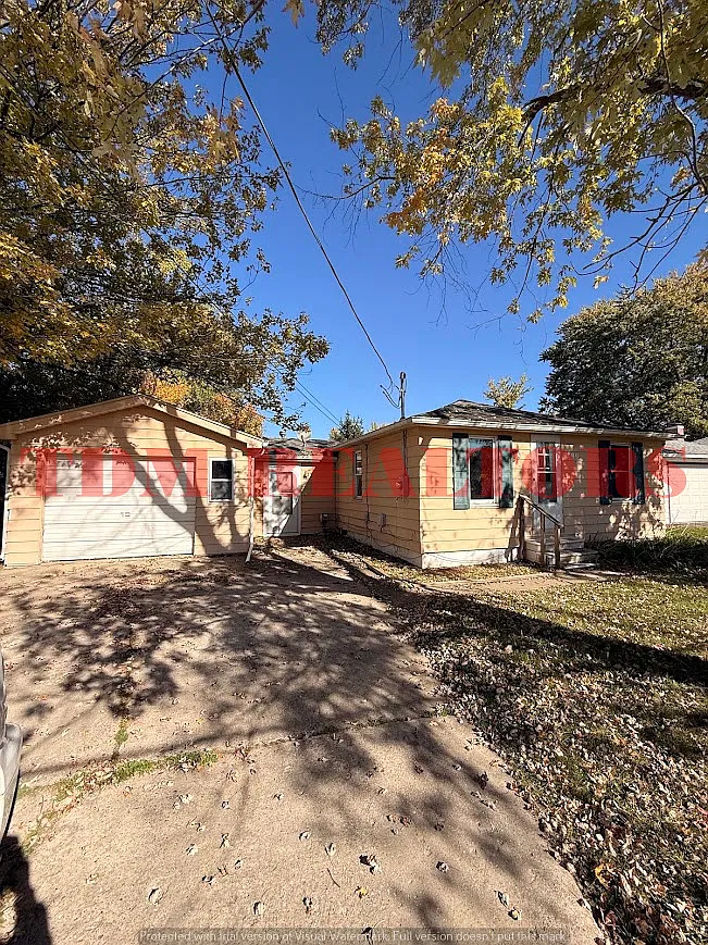 2 bed, 825 sqft, $1,100 — Photo 2