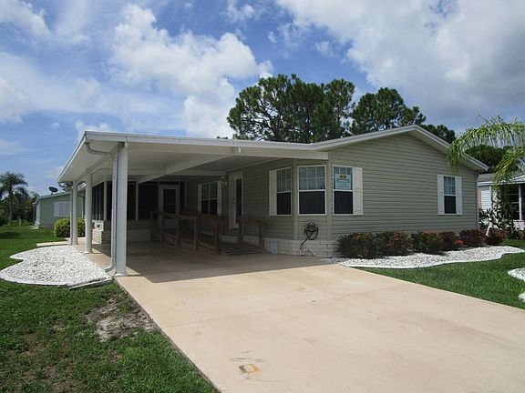 2nd image of 2838 Cloister St
