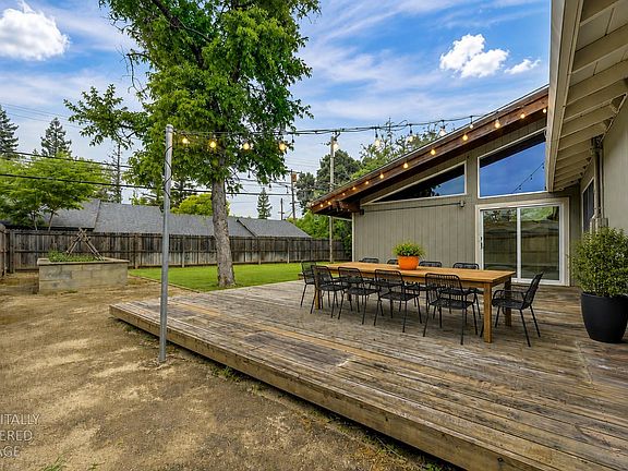 5th image of 4119 Beresford Way