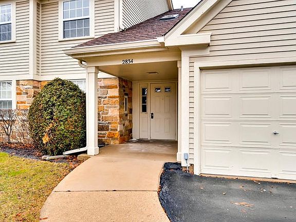 2nd image of 2834 Meadow Ln