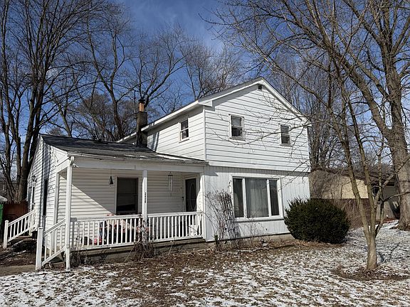 5th image of 2420 Emmons Ave