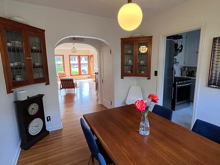4353 NE Halsey St — Photo 11