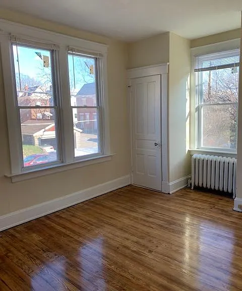 261 W McMillan St #1B — Photo 6