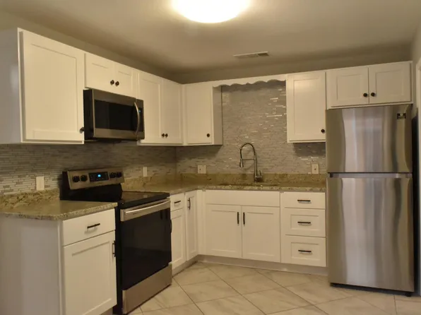 635 Winston St #1, Dallas, TX 75208