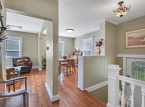4th image of 9019 Baroda Ave