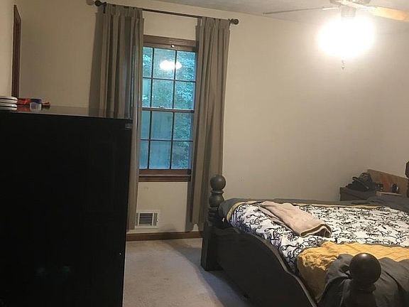 5th image of 609 Windsor Dr SE #44