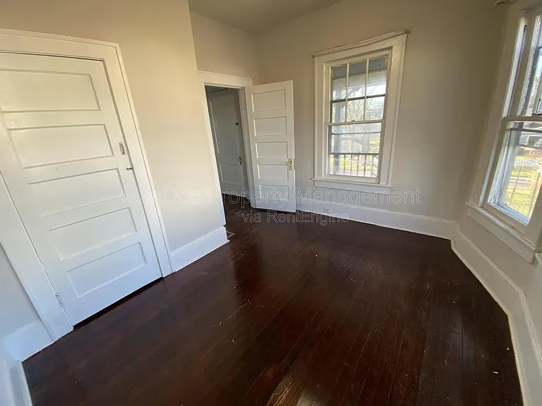 1013 Terrace St — Photo 4