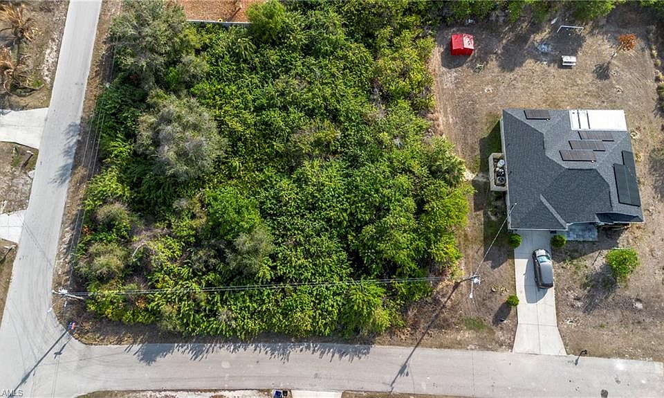 1st image of 102 Sally AVE N