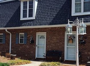 500 Carolyn Ct, Eden, NC 27288