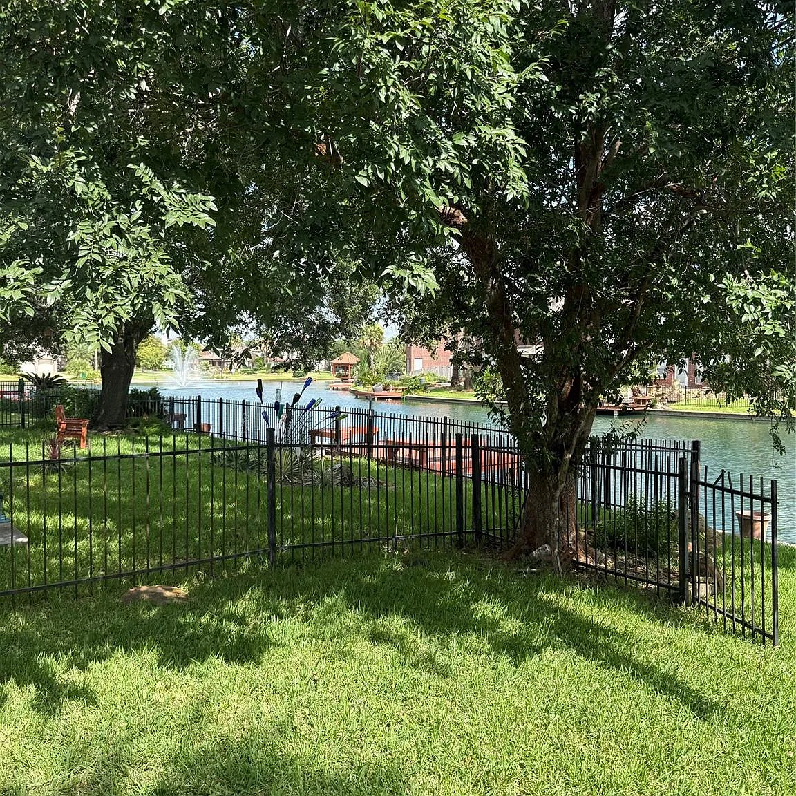 4 bed, 2.5 bath, 2795 sqft, $2,800 — Photo 2