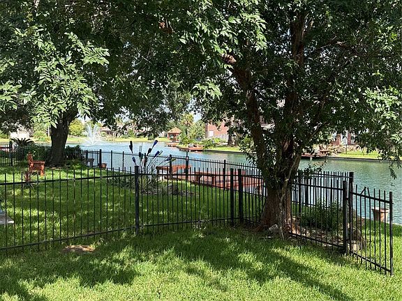 2nd image of 11902 Miramar Shores Dr