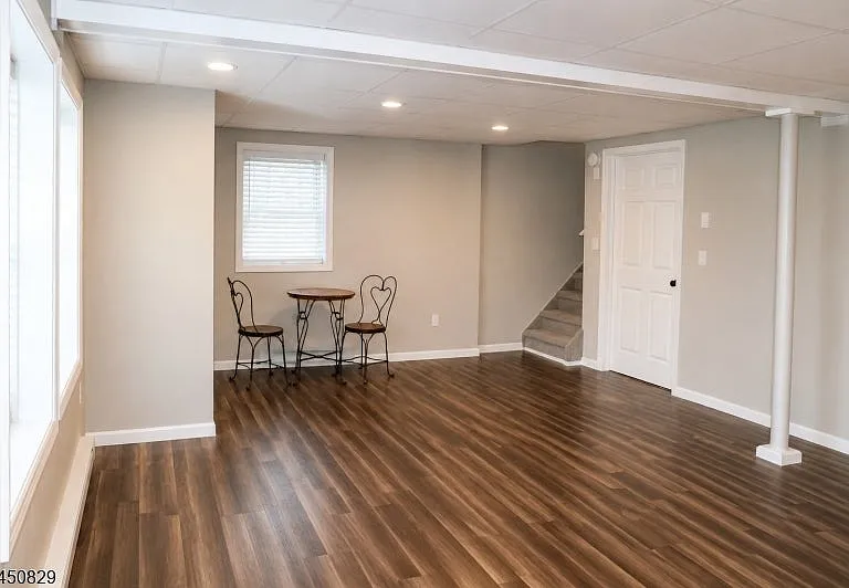 1 Hickory Trl — Photo 9