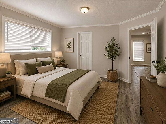 2nd image of 2785 Country Ct SE