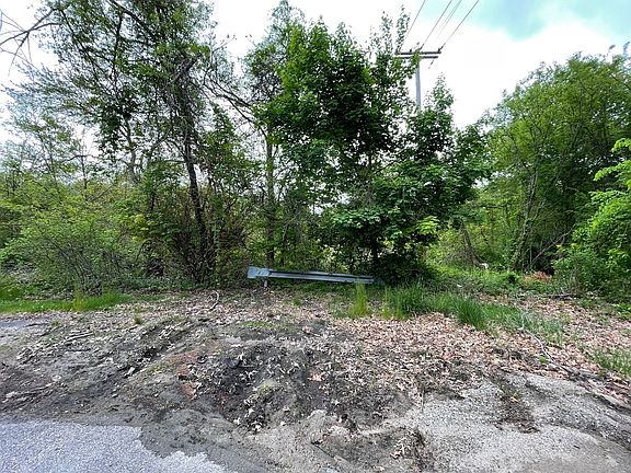 3rd image of 0 Central Blvd