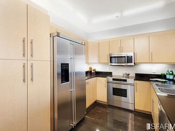 4th image of 140 S Van Ness Ave #1147