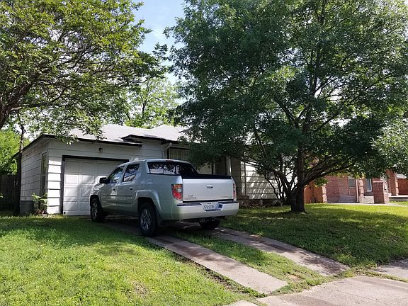 2nd image of 1806 Rosewood St