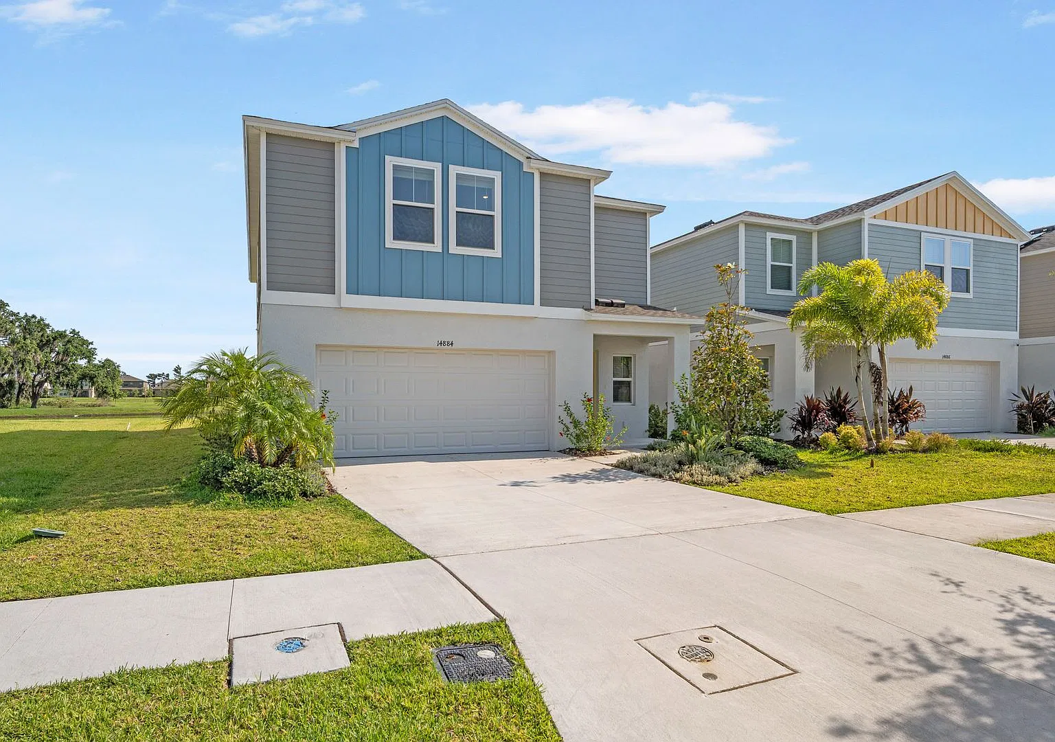 Elevated Living in Hawkstone Lawn Care & Pest Control Included! — Photo 1