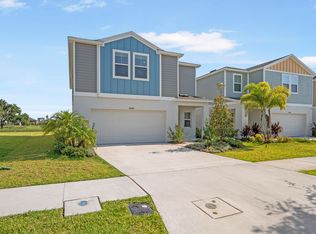 14884 Summer Branch Dr, Lithia, FL 33547