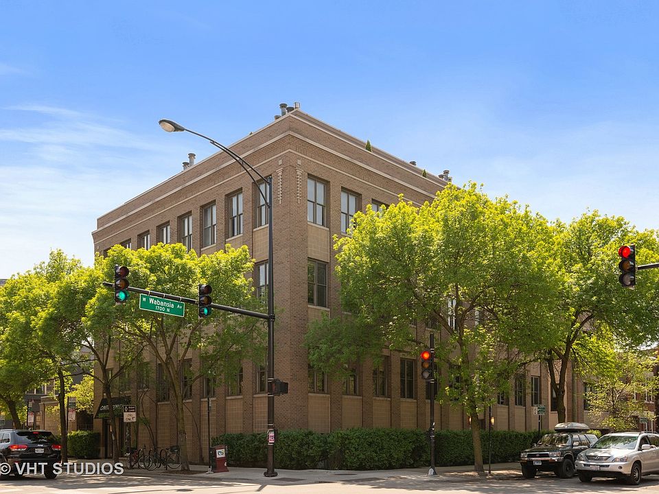 1st image of 2001 W Wabansia Ave APT 201