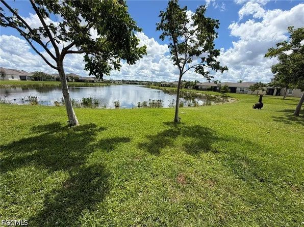18524 Cronin Sand Ln, North Fort Myers, FL 33917